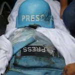 Plavi novinarski prsluk u Gazi djeluje kao meta