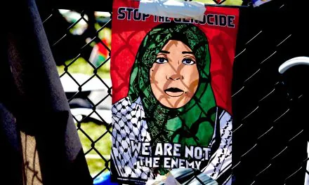 Ples Palestinke pod eksplozivnim nebom