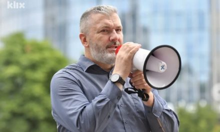 Sanin Musa osudio napad svog sina na Avdu Avdića