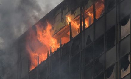 Izgorjela zgrada hrvatskog Vjesnika