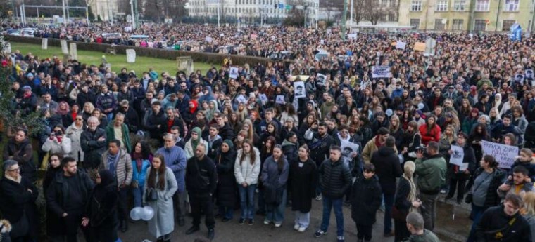 DVA UREDNIČKA PRISTUPA: FTV objašnjava proceduru, BHT1 istražuje razloge