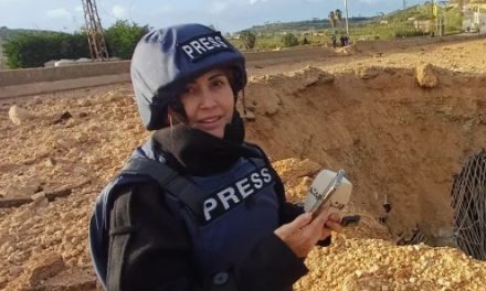 Novi izraelski udari na jug Libana: Ubijeni civili i ranjeni novinari