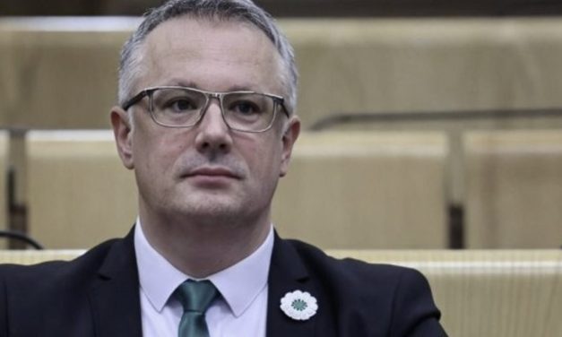 Kajan: Poslali su mi fotografiju djece i metak u koverti
