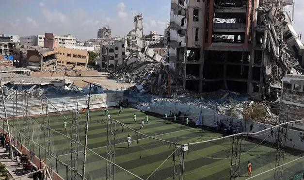 Uklonjena fotografija palestinskih fudbalera izazvala burne reakcije u Francuskoj